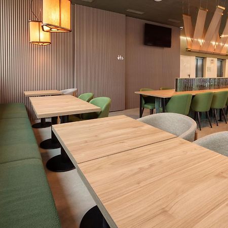 B&B Hotel 산토티르소 외부 사진