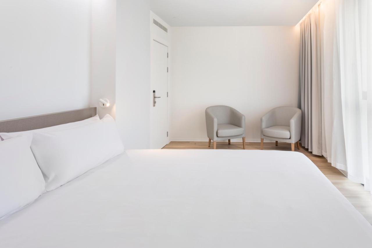 B&B Hotel 산토티르소 외부 사진