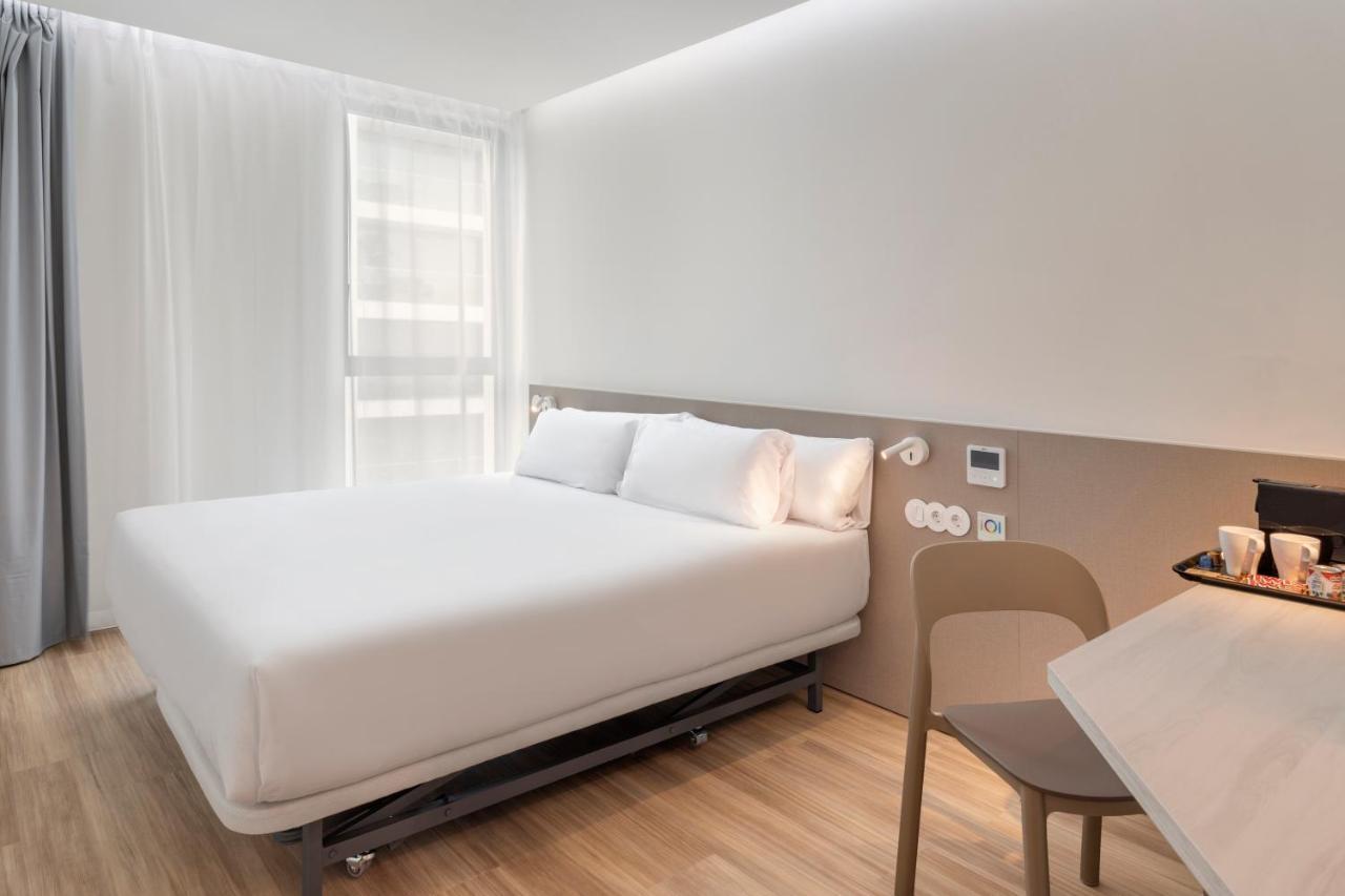 B&B Hotel 산토티르소 외부 사진