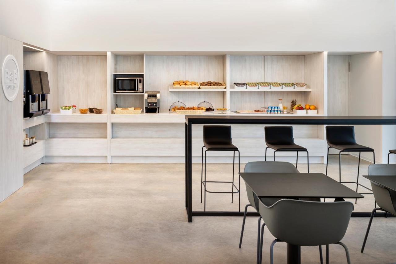 B&B Hotel 산토티르소 외부 사진