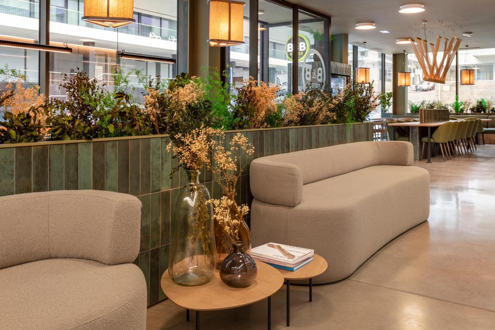 B&B Hotel 산토티르소 외부 사진