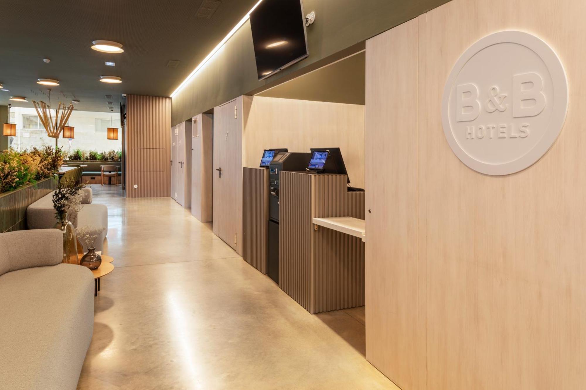 B&B Hotel 산토티르소 외부 사진